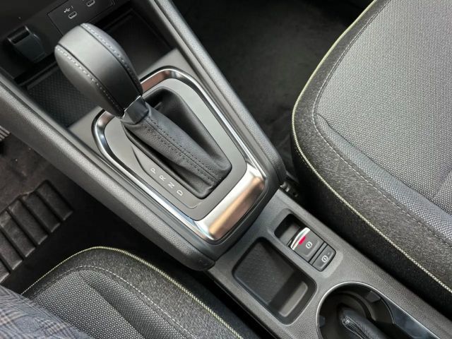 Renault Captur EDC Hybrid Techno