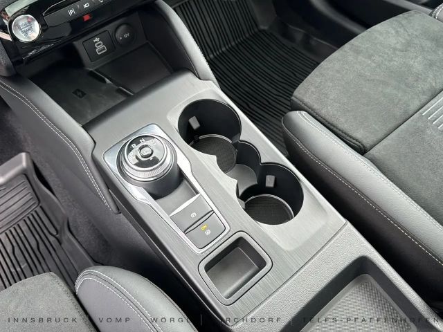 Ford Kuga Active Hybrid X