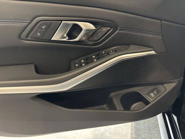 BMW 320 320d M-Sport Touring xDrive