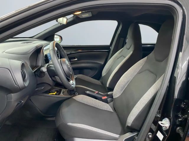 Toyota Aygo X Business Hatchback