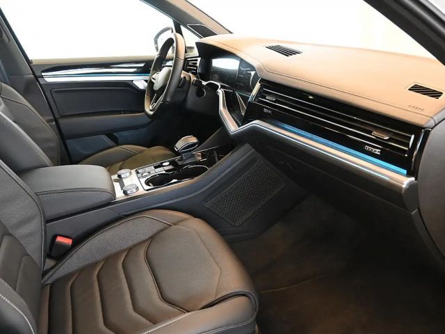 Volkswagen Touareg 4Motion R-Line