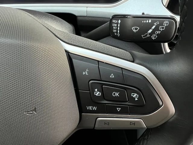 Volkswagen T-Roc 1.0 TSI Plus