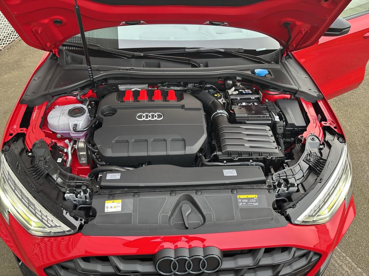 Audi S3 Quattro S-Tronic Sedan