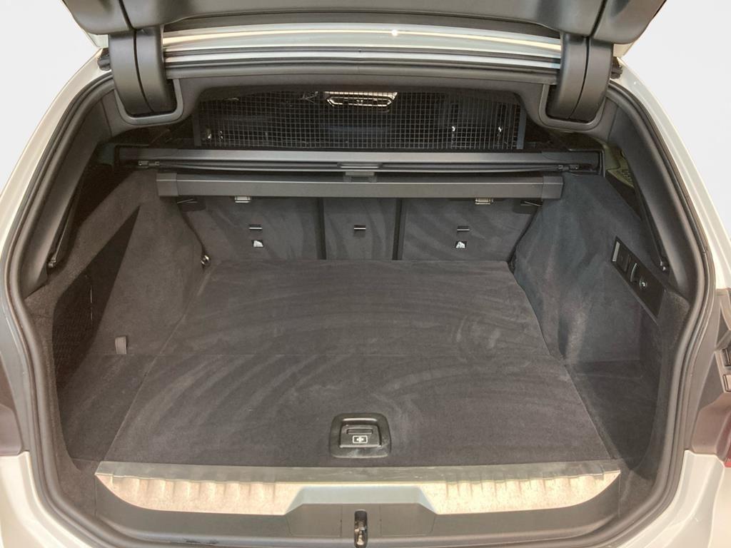 BMW 320 320e Touring xDrive