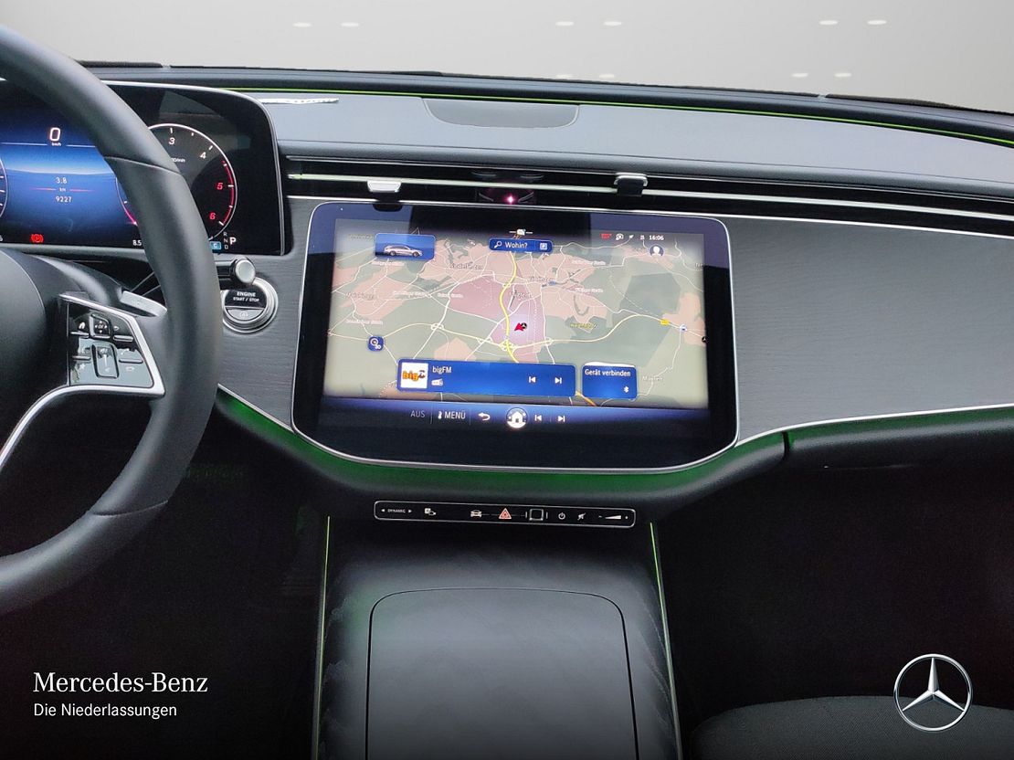 Mercedes-Benz E 220 AVANTGARDE E 220 d Estate