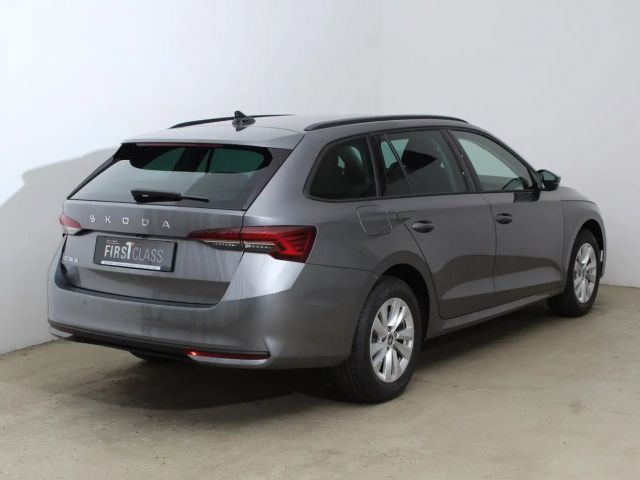 Skoda Octavia Essence TSI