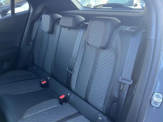 Peugeot 2008 Allure Pack PureTech