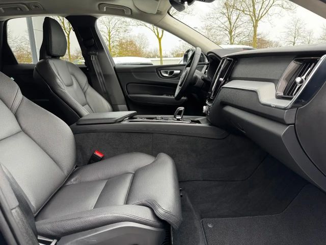 Volvo XC60 Dark Plus