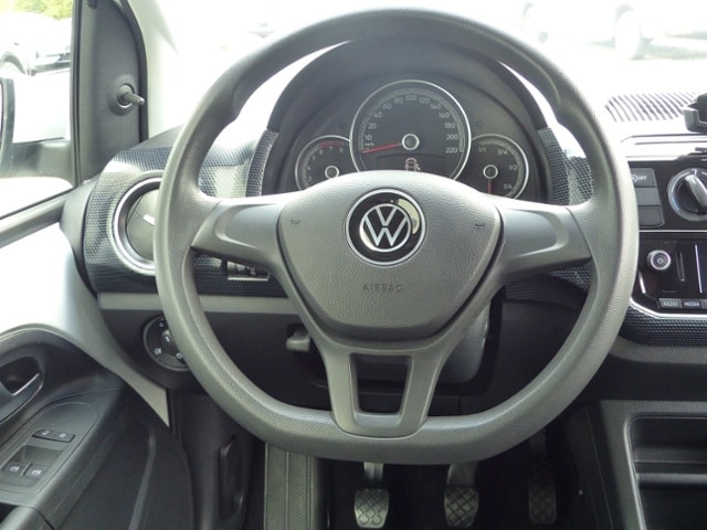 Volkswagen up! Move Move up!