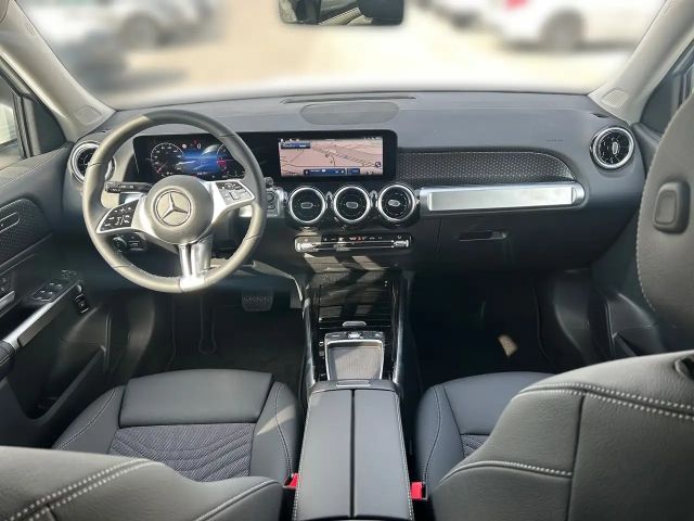 Mercedes-Benz GLB 200 4MATIC GLB 200 d