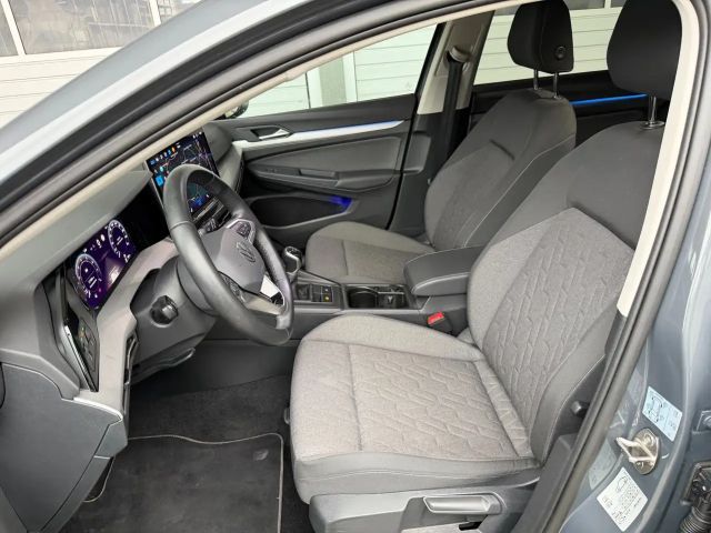 Volkswagen Golf 1.5 TSI Life Variant