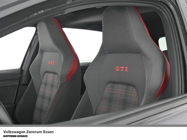 Volkswagen Golf DSG GTI