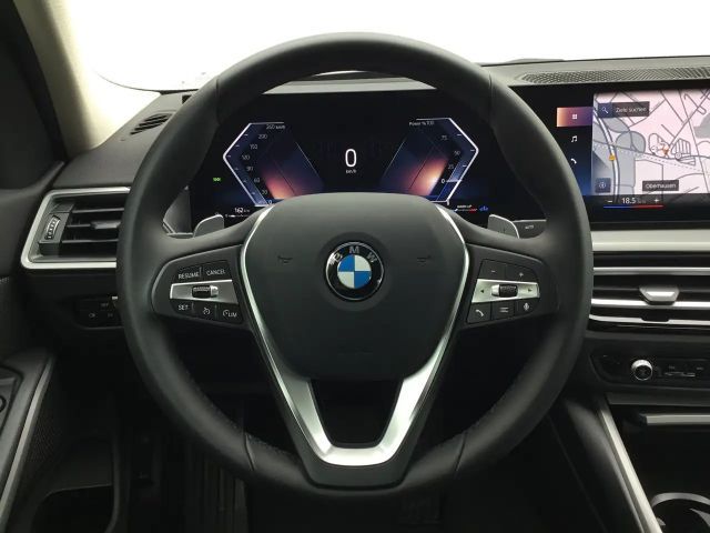 BMW 320 320i Sedan xDrive