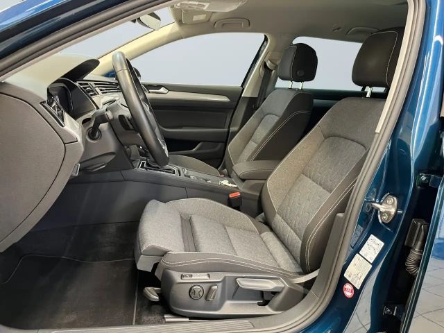 Volkswagen Passat 2.0 TDI DSG R-Line Variant