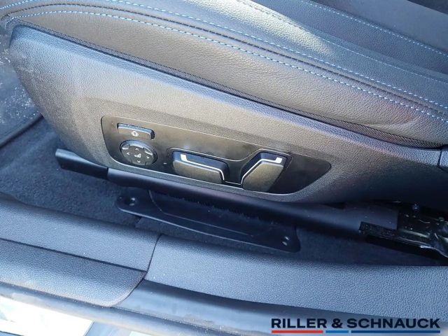 BMW 320 320i M-Sport Touring