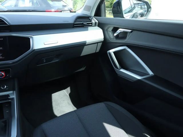 Audi Q3 35 TFSI S-Tronic