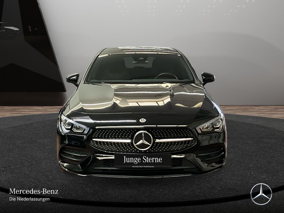 Mercedes-Benz CLA 200 Shooting Brake