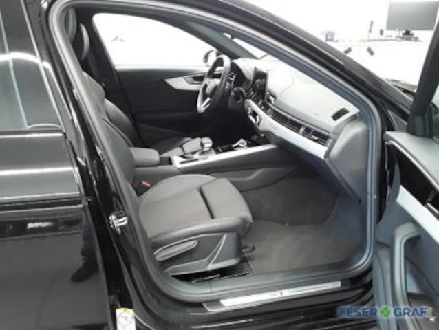 Audi A4 40 TFSI Avant Quattro S-Line S-Tronic