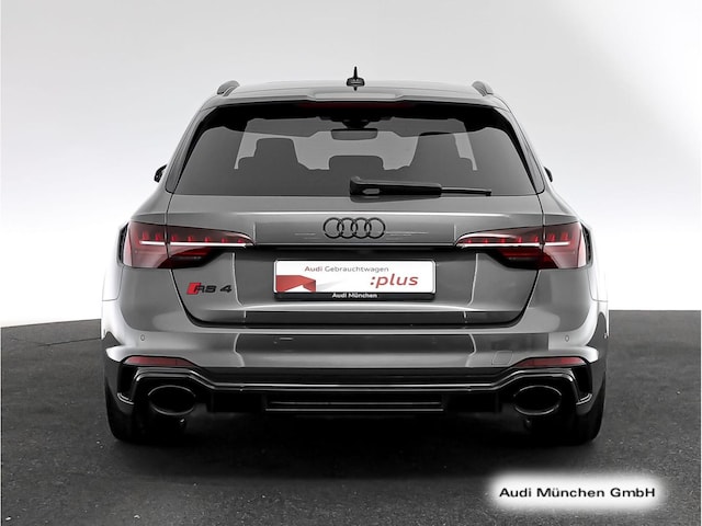 Audi RS4 Avant Quattro