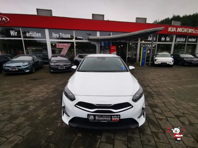 Kia Ceed 1,5T DCT Ultimate +Style+Sound+Navi+17Zoll