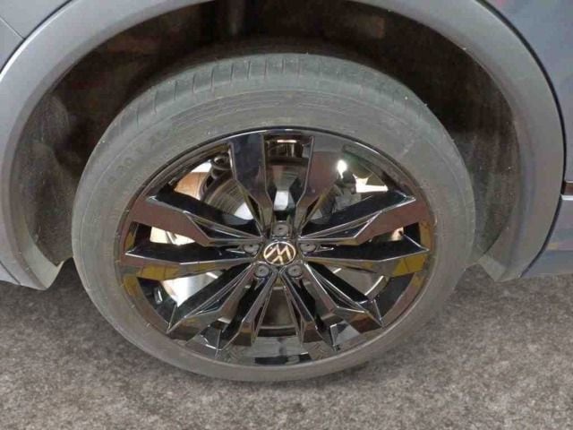 Volkswagen Tiguan 2.0 TDI DSG R-Line Style
