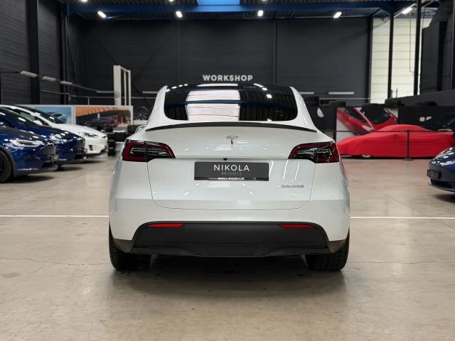 Tesla Model Y Performance
