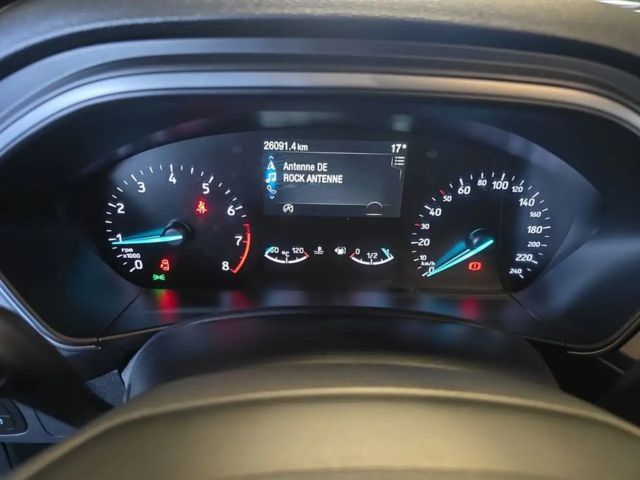 Ford Focus Cool & Connect EcoBoost Wagon