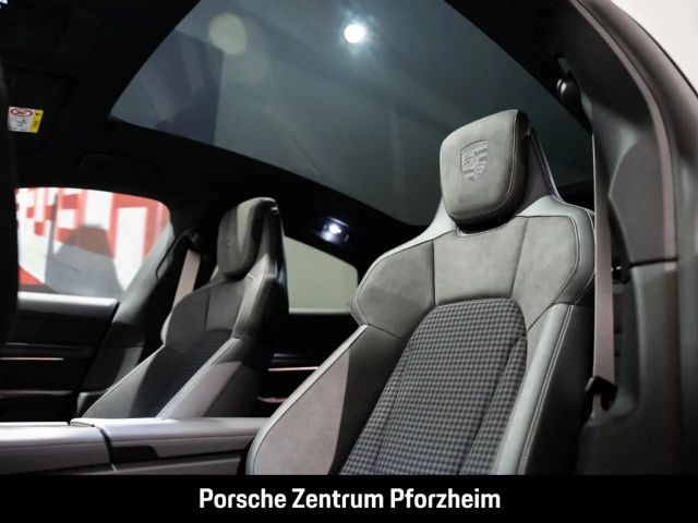 Porsche Taycan BOSE LED-Matrix Panoramadach Luftfederung