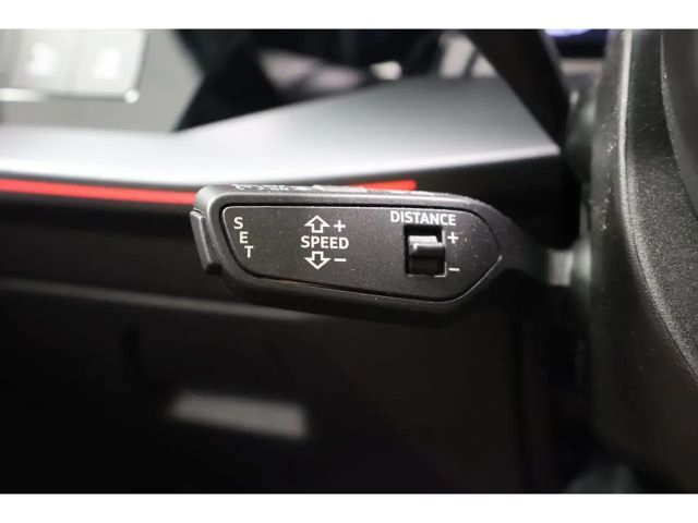 Audi A3 35 TFSI S-Line Sedan Sportback