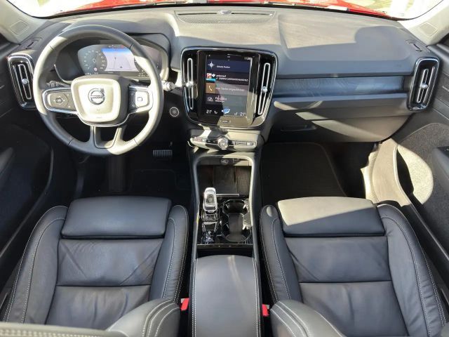 Volvo XC40 Dark Plus T5