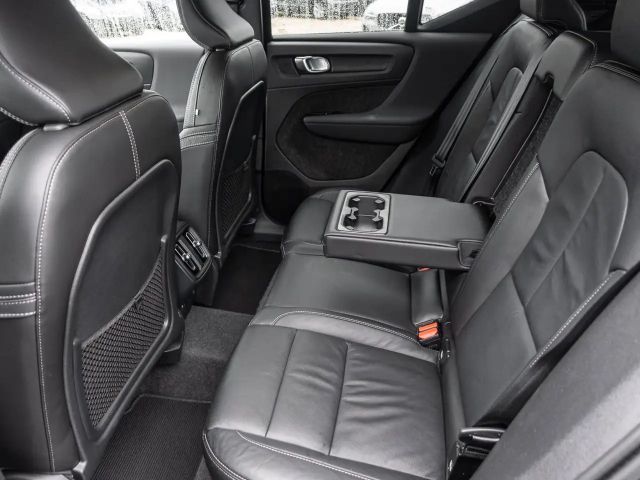 Volvo XC40 Dark Plus