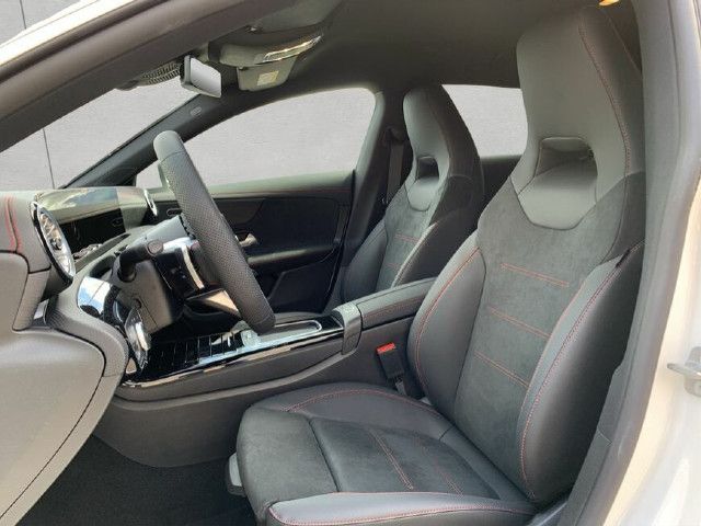 Mercedes-Benz CLA 180 Shooting Brake