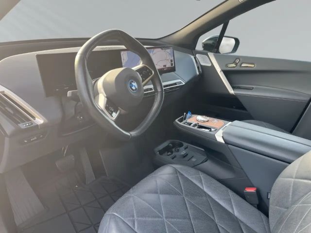 BMW iX M60