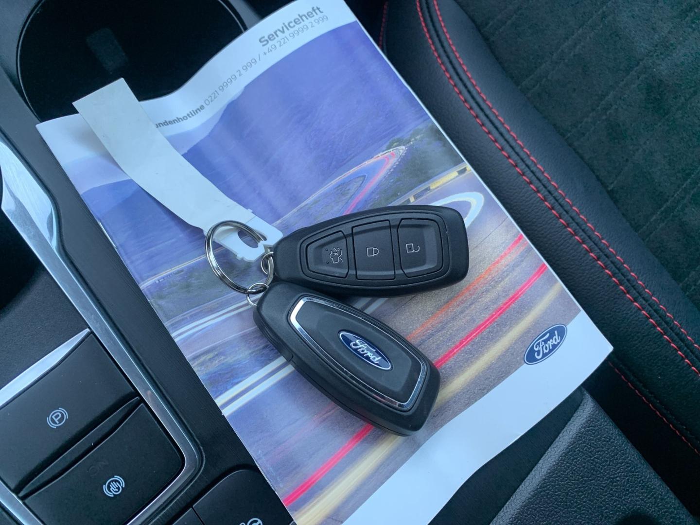 Ford Kuga Hybrid Plug in Hybrid ST Line X