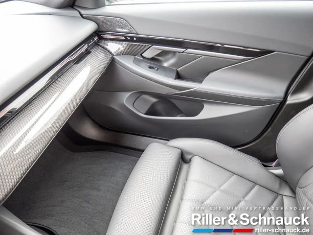 BMW 520 520d M-Sport Touring