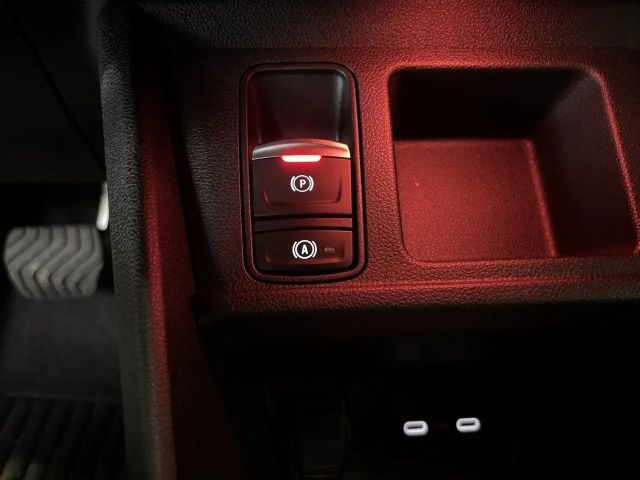 Renault 4 Comfort E-Tech Iconic