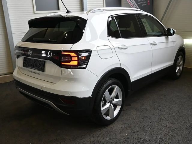 Volkswagen T-Cross Style