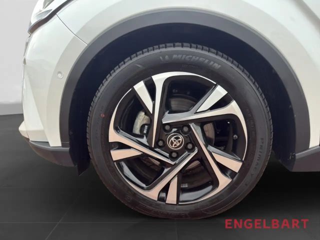 Toyota C-HR Hybride Team D