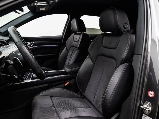 Audi e-tron 55 S-Line