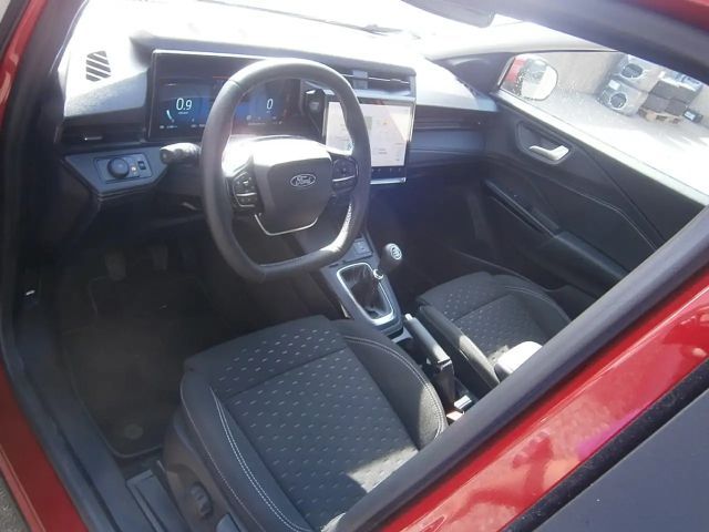 Ford Puma EcoBoost Titanium