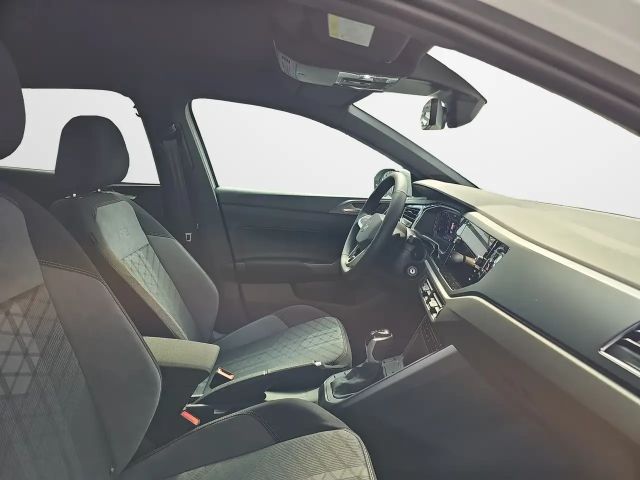 Volkswagen Taigo 1.0 TSI DSG R-Line