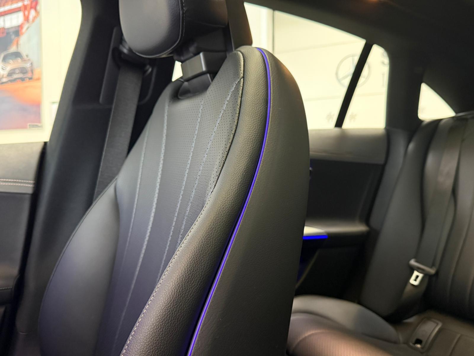 Mercedes-Benz EQE 300 Sedan