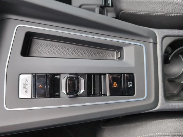 Volkswagen Golf DSG Life Variant