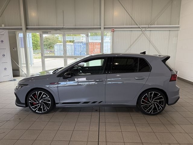 Volkswagen Golf 2.0 TSI DSG Golf VIII Style