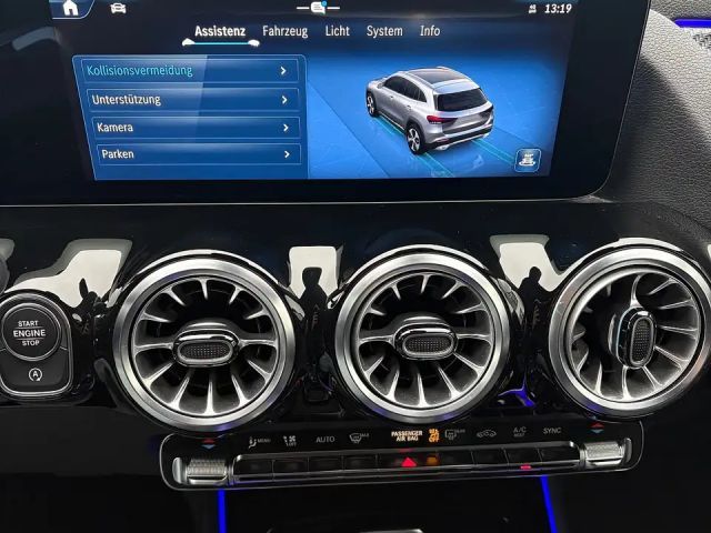 Mercedes-Benz GLA 200 AMG Line GLA 200 d