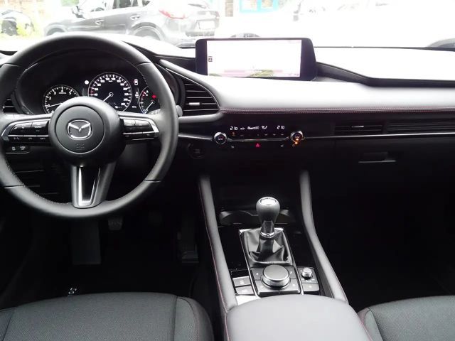 Mazda 3 2.5L SkyActiv e-Skyactiv
