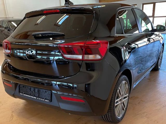 Kia Rio Platinum Edition