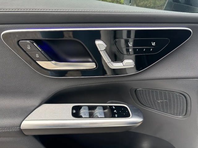 Mercedes-Benz GLC 300 4MATIC AMG Line