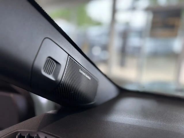 Renault 4 Comfort E-Tech Iconic