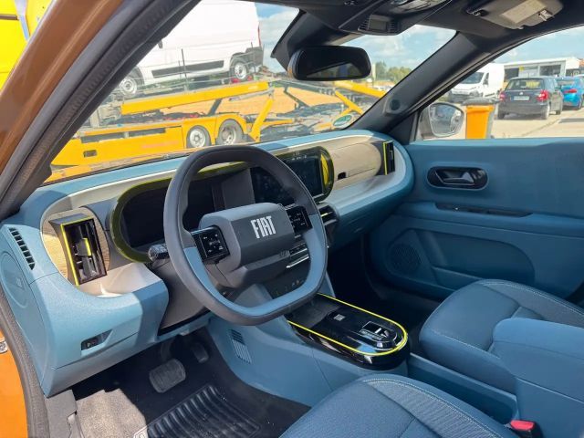 Fiat Grande Panda E La Prima